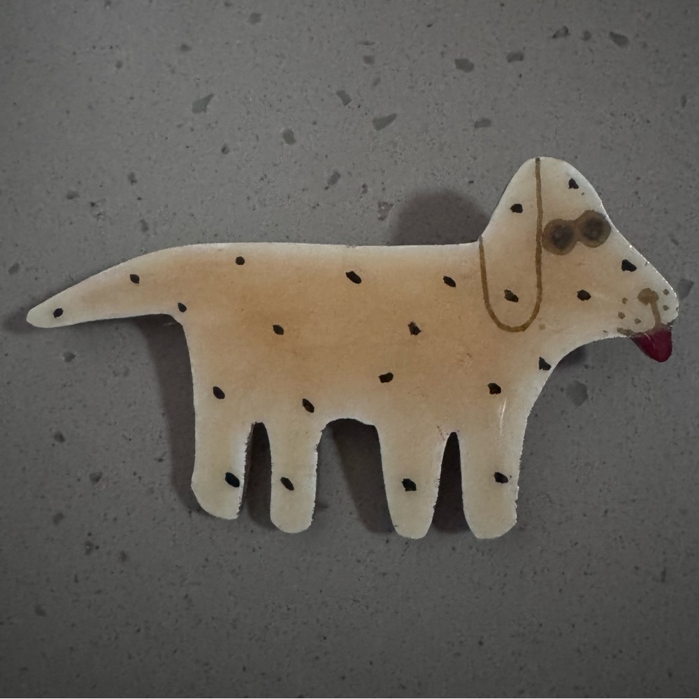 VTG 4” Handcrafted Dog Pin – Acrylic-Coated Wood Brooch – Whimsical & Fun